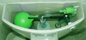 How to Fix a Slow Water Leak From a Toilet Tank